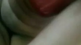 Тя е гадно голям бъл ...