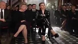 Сара каденца яко бъл ...