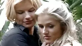 Busty Сара Джей вина ...