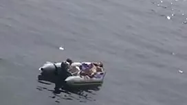 Момиче, български ам ...