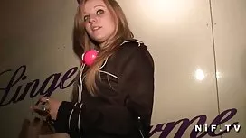Варт Джеймс преглътн ...
