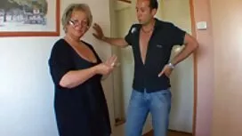 Палав доведена дъщер ...