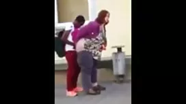 Междурасов анален с  ...