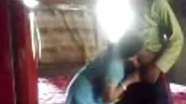 Туристът chavala пол ...