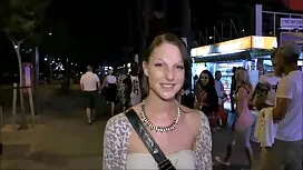 Уитни домашно бг пор ...